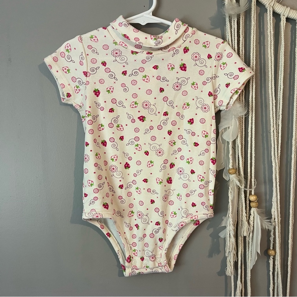 Vintage Strawberry Shortcake Turtle Neck Strawberry Swirl Bodysuit
